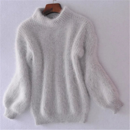 Brenda | Pullover im Vintage-Angorastil: Locker gestrickt und einfarbig.